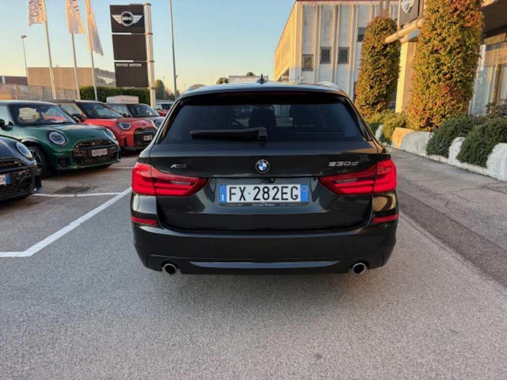 BMW Serie 5 Touring 530 d Luxury xDrive Steptronic