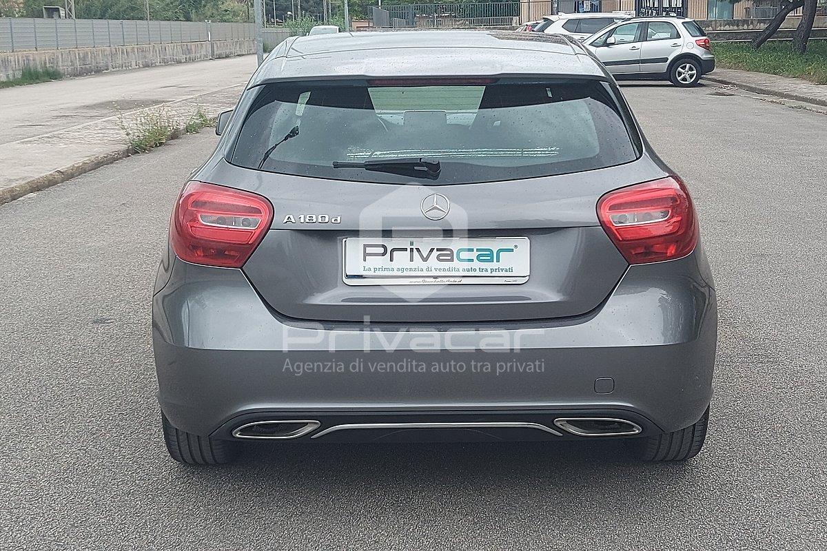 MERCEDES A 180 d Business