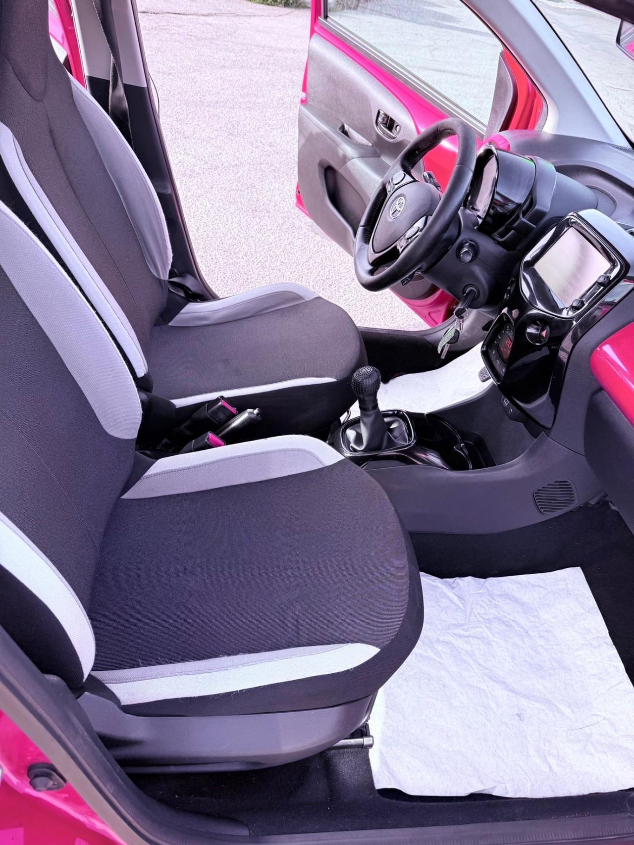 Toyota Aygo 1.0 VVT-i 69 CV 5 porte Ok neopatentati