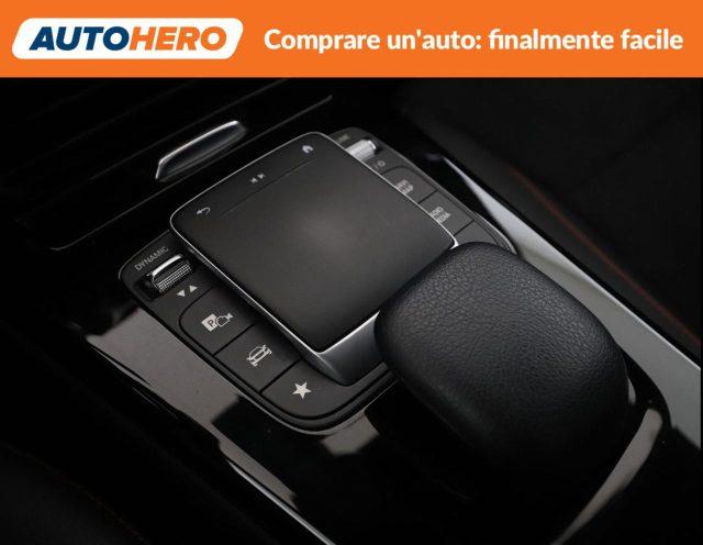 MERCEDES-BENZ A 180 Automatic Premium