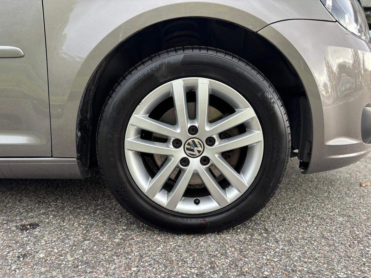 Volkswagen Touran 1.6 TDI Trendline 7POSTI