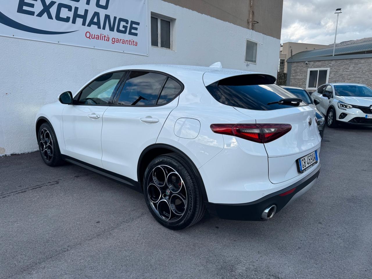 Alfa Romeo Stelvio 2.2 Turbodiesel 160 CV AT8 RWD Business