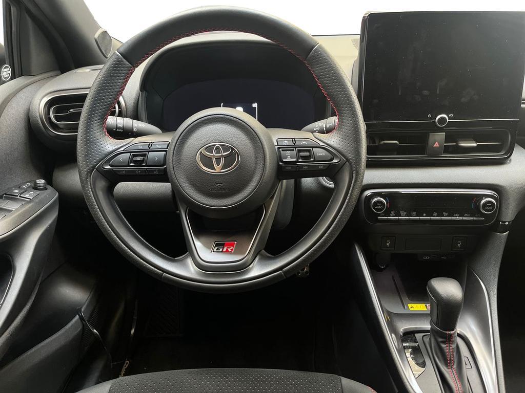Toyota Yaris 1.5h 130 GR Sport