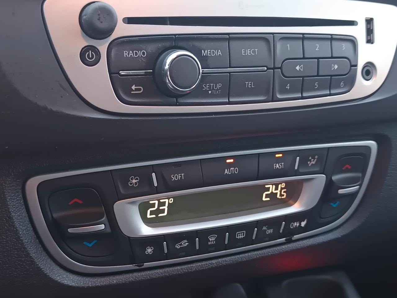 Renault Scenic XMod 2014 - 1.5 dCi Lb automobili