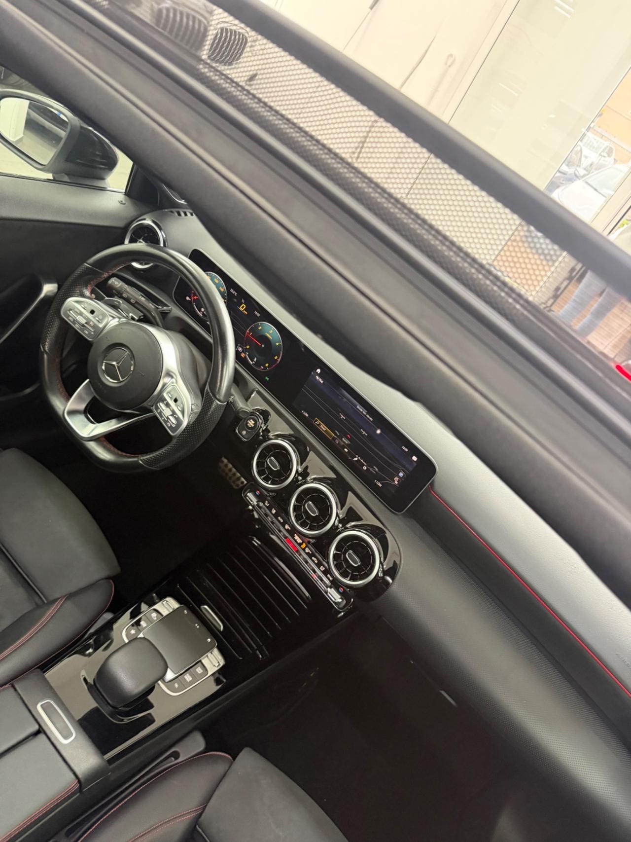 Mercedes CLASSE A Premium AMG TETTO finanziabile