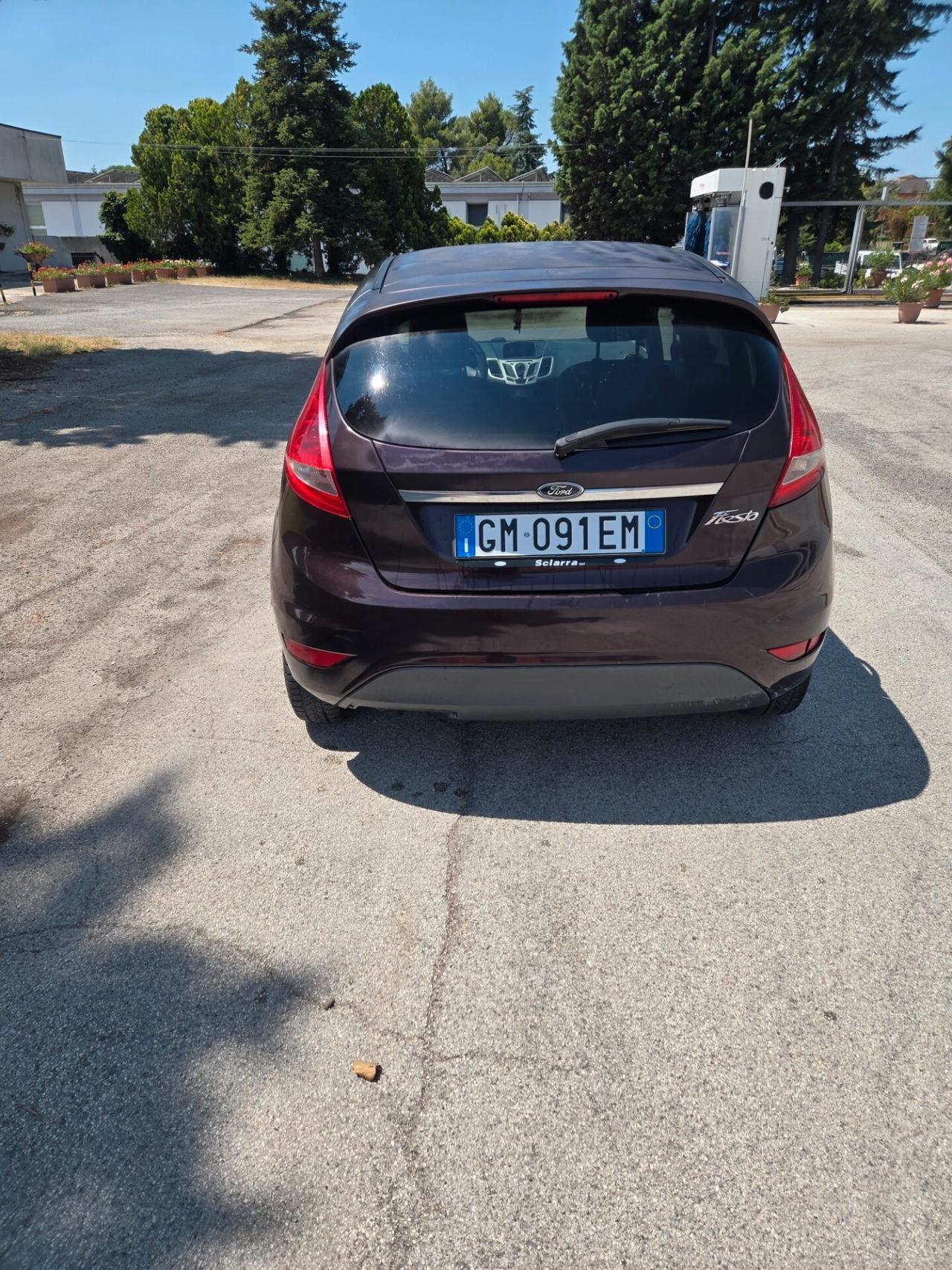 Ford Fiesta 1.4 16V 5p. Ghia