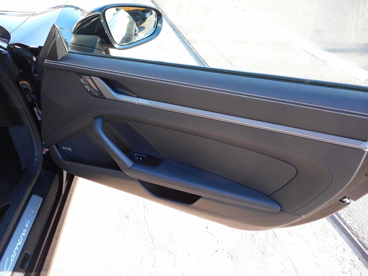 Porsche 911 Carrera 4S