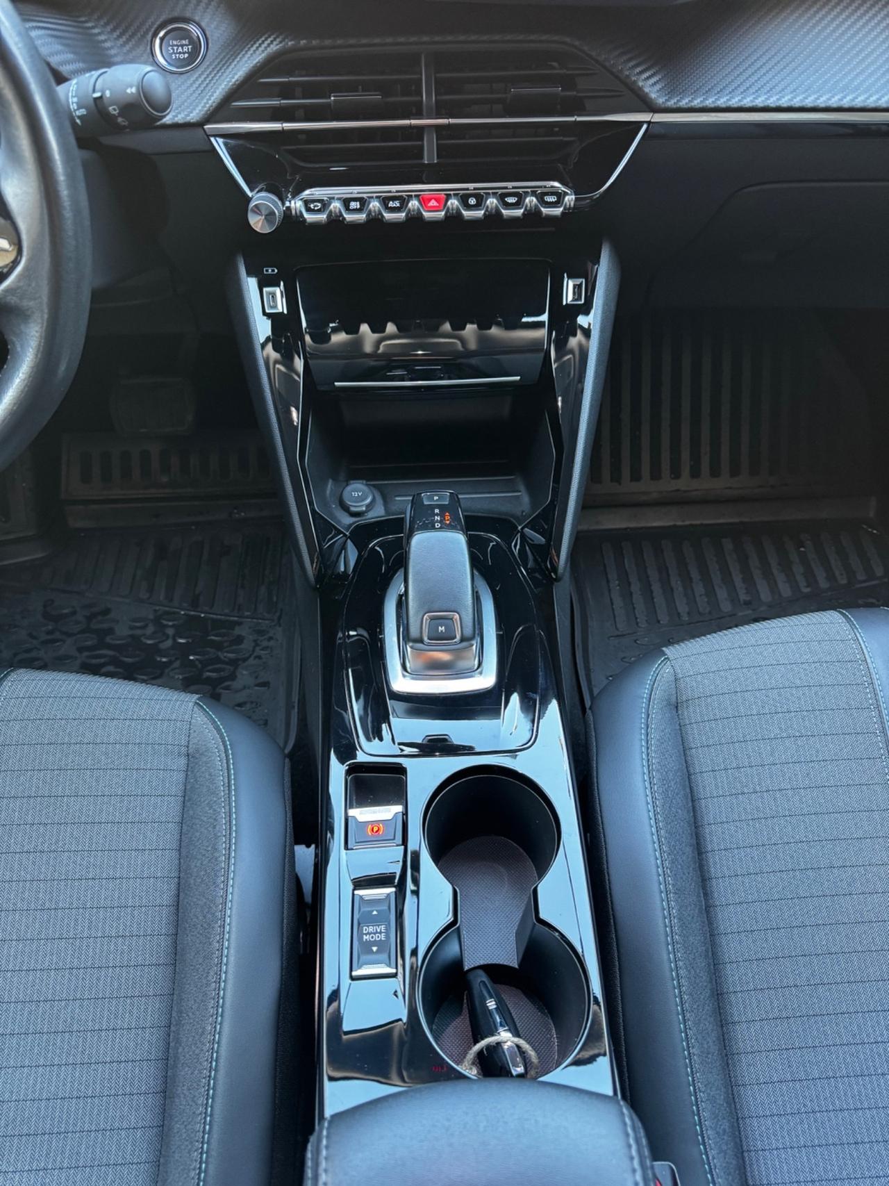 Peugeot 2008 BlueHDi 130 S&S EAT8 GT