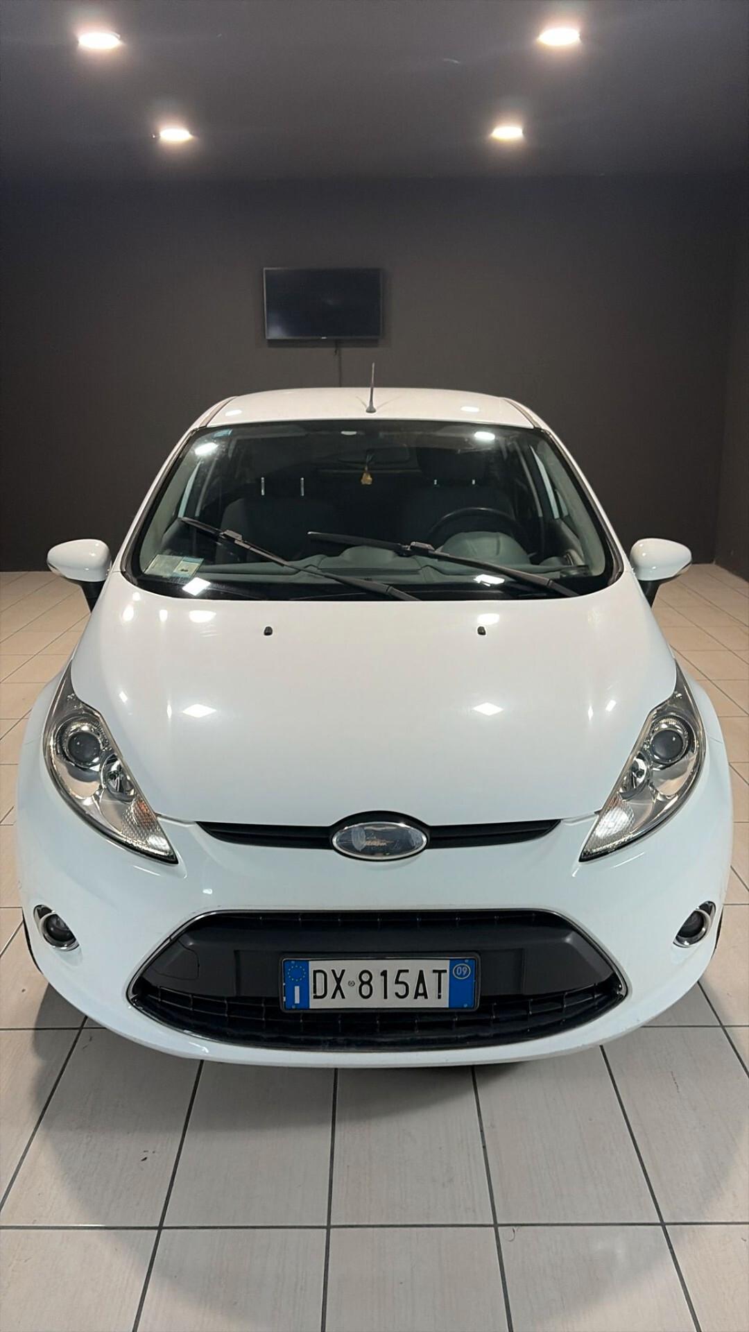 FORD FIESTA DEL 2009 1400 BENZINA / GPL fino al 2030