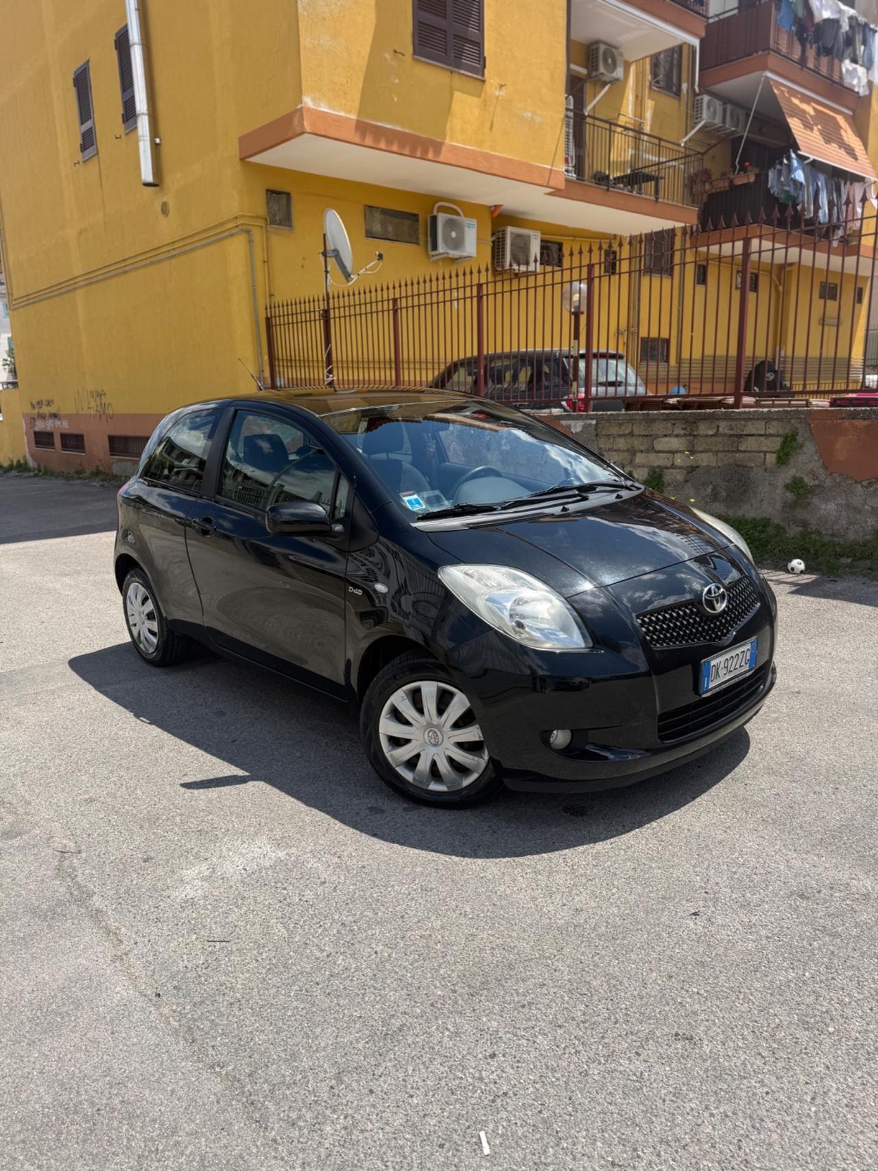 Toyota Yaris 1.4 D-4D 3 porte Navi