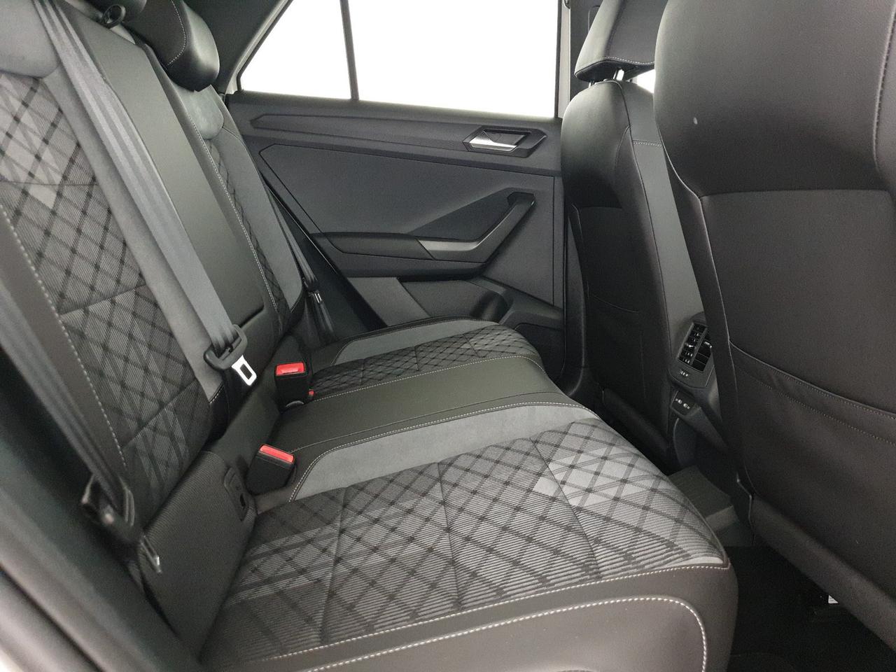 Volkswagen T-Roc 1.5 tsi r-line