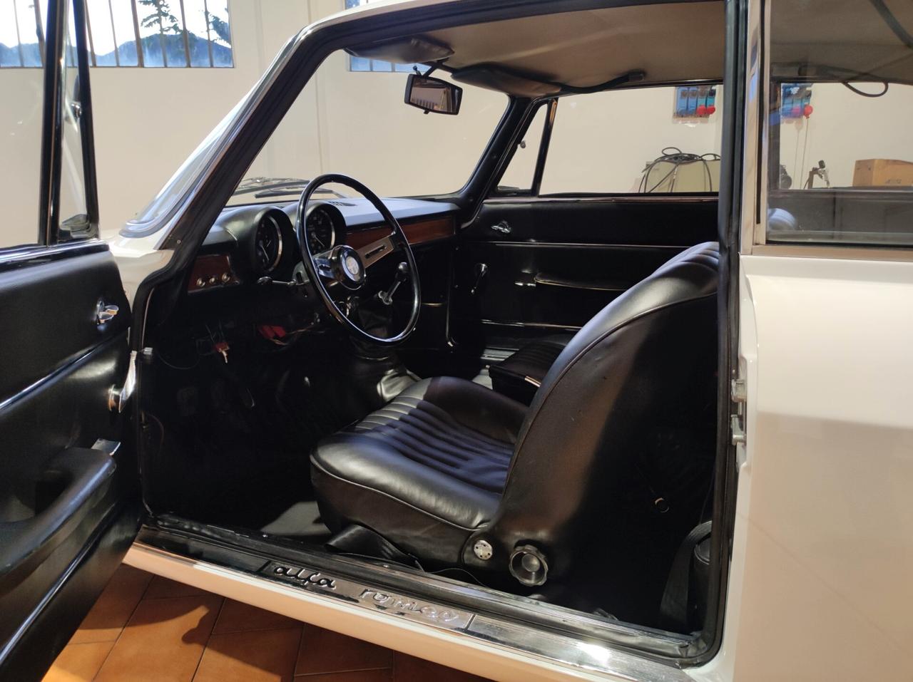 Alfa Romeo GT Gt1300Junior - Scalino - Restauro totale