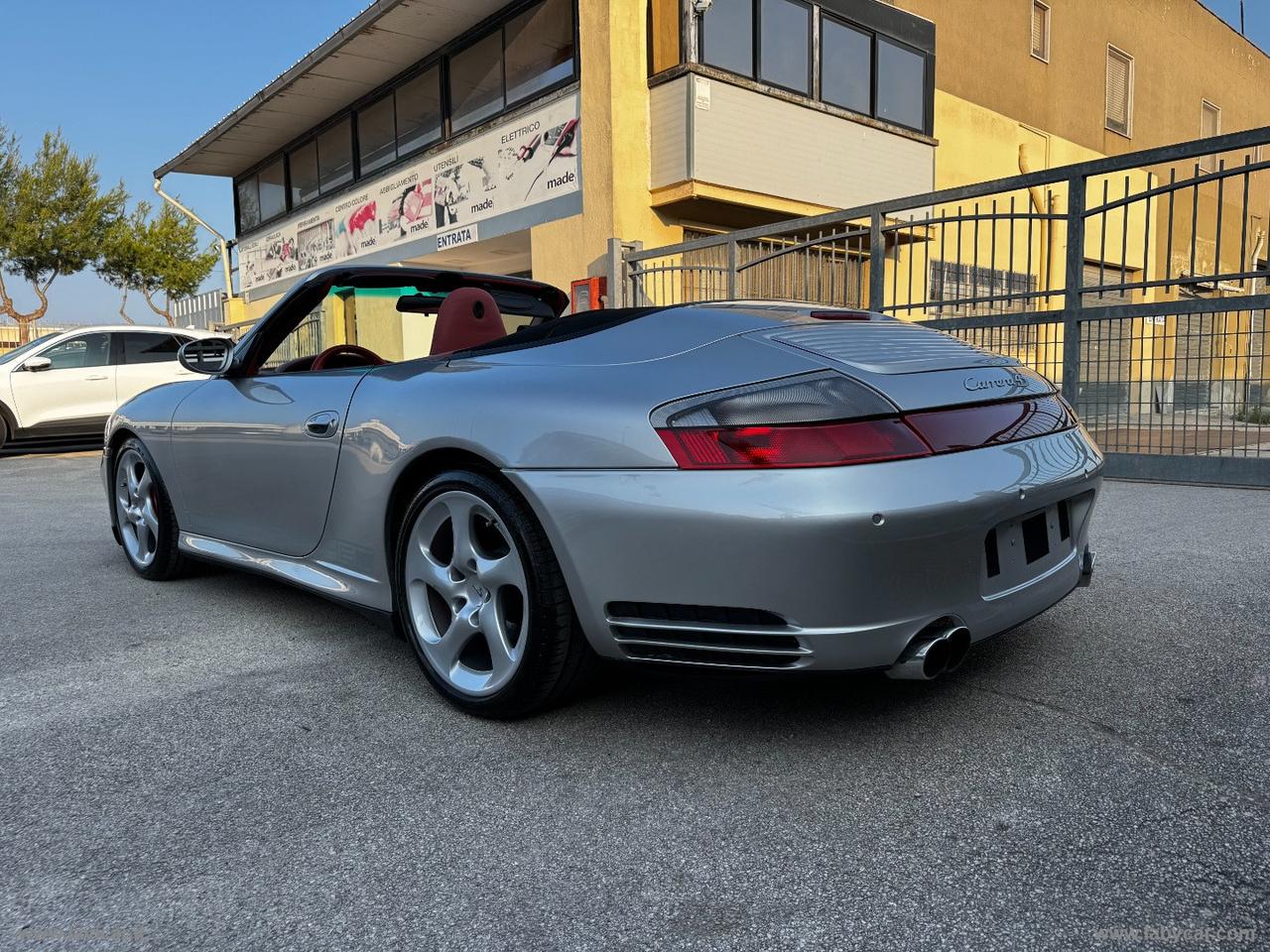 PORSCHE 911 Carrera 4S Cabriolet