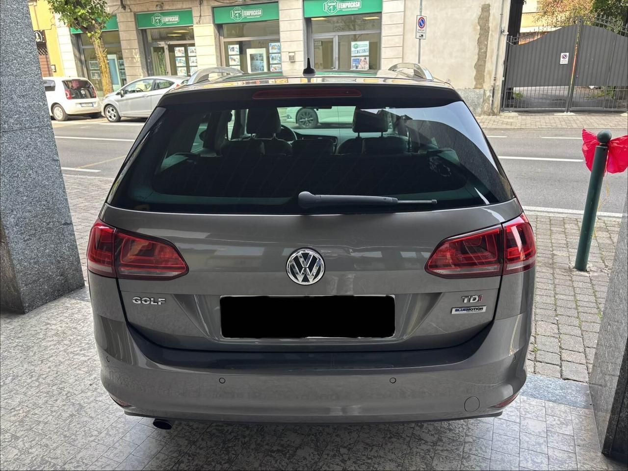 VW GOLF VARIANT 1.6 TD DSG HIGHLINE