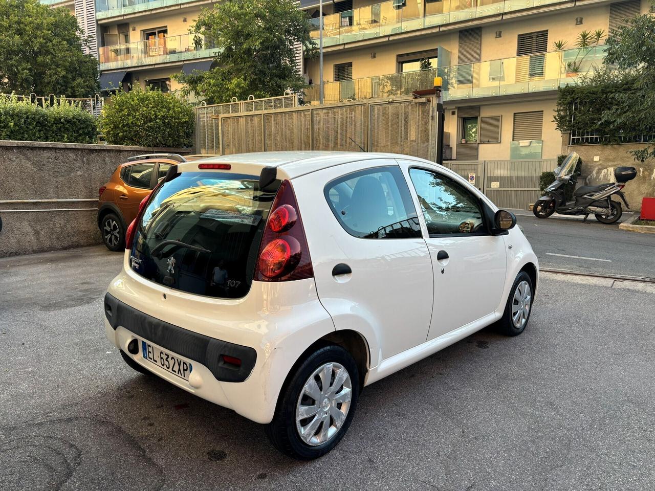 Peugeot 107 1.0 68CV 5p. Superga PREZZO REALE