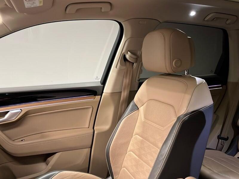 Volkswagen Touareg Nuova Atmosphere Tiptronic