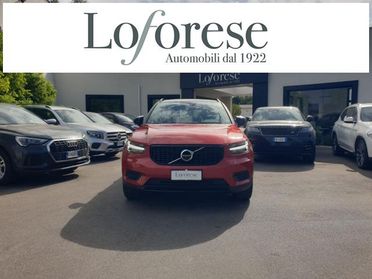 VOLVO XC40 B4 AWD Geartronic R-design