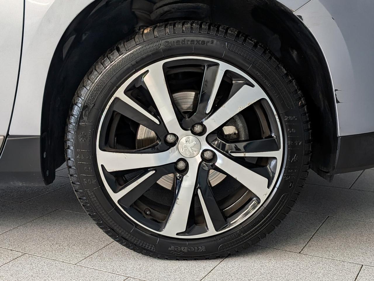 Peugeot 2008 1.2 puretech 110cv EAT8 Allure