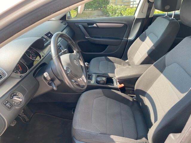 Volkswagen Passat VII 2011 Var. 2.0 TDI Comfortline Business
