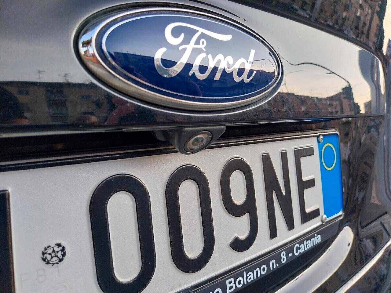 FORD KUGA 2.0 DIESEL AUTOMATICA UNICOPROPRIETARIO