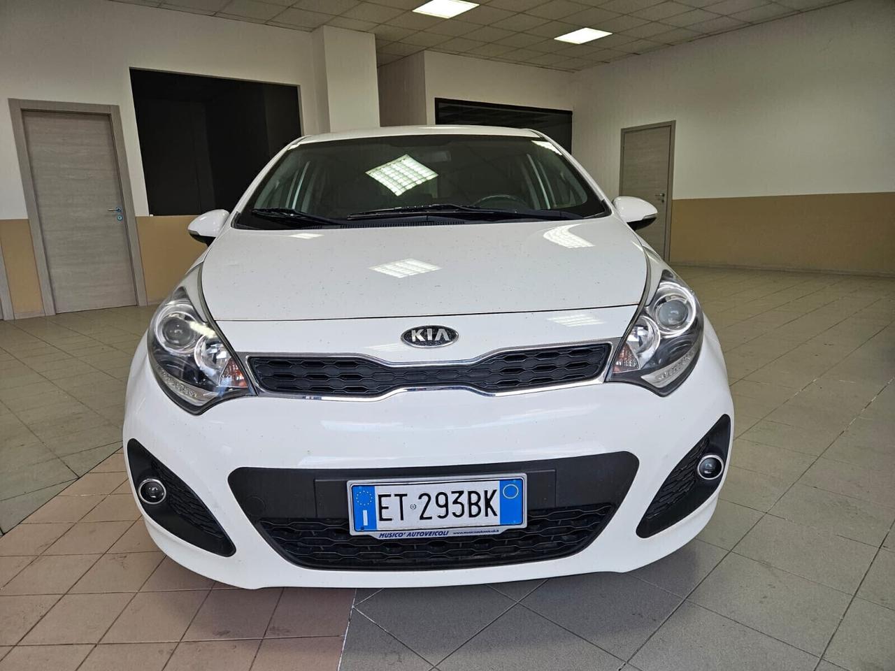 Kia Rio 1.4 CRDi 5p. Cool