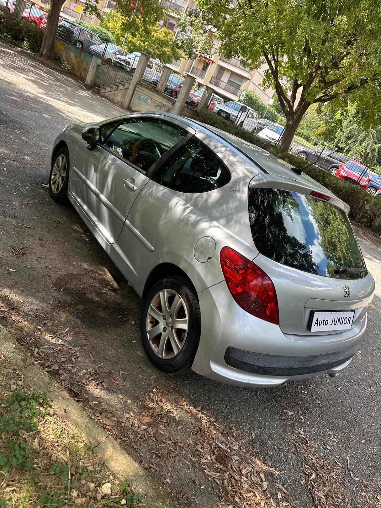 Peugeot 207 1.6 HDi 110CV 3p. XS