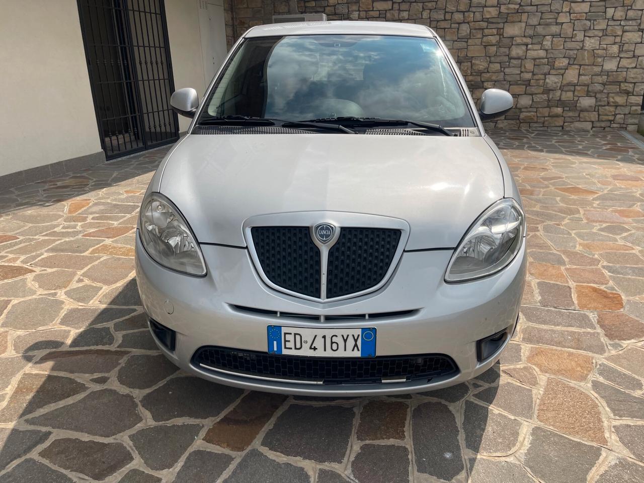 Lancia Ypsilon 1.4 Ecochic GPL