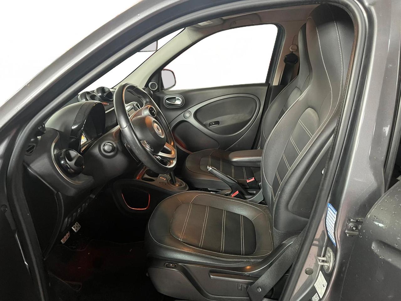 Smart ForFour Turbo Prime Brabus| da €268,00 al mese