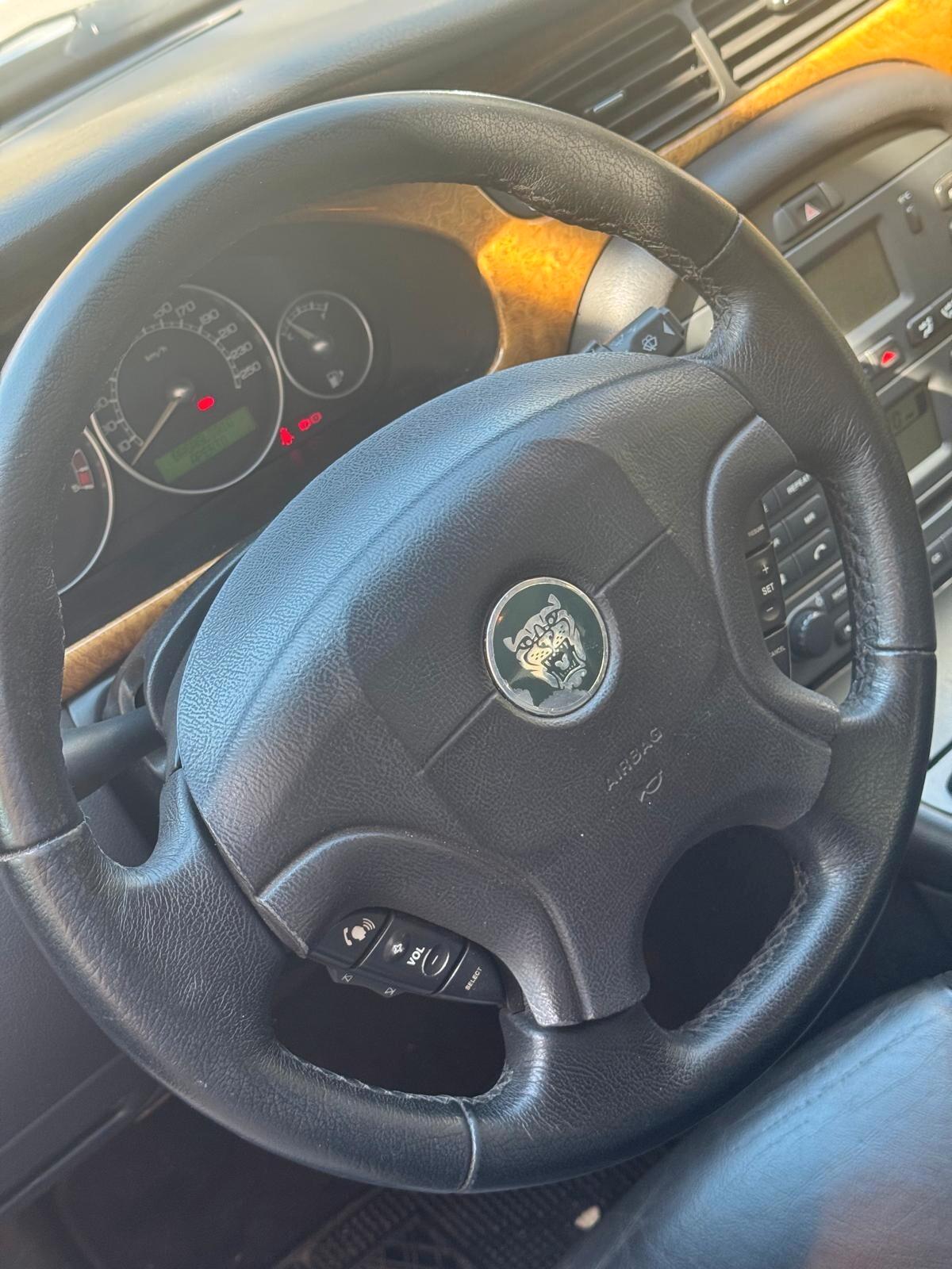 Jaguar X-Type 2.0D cat Executive EU3