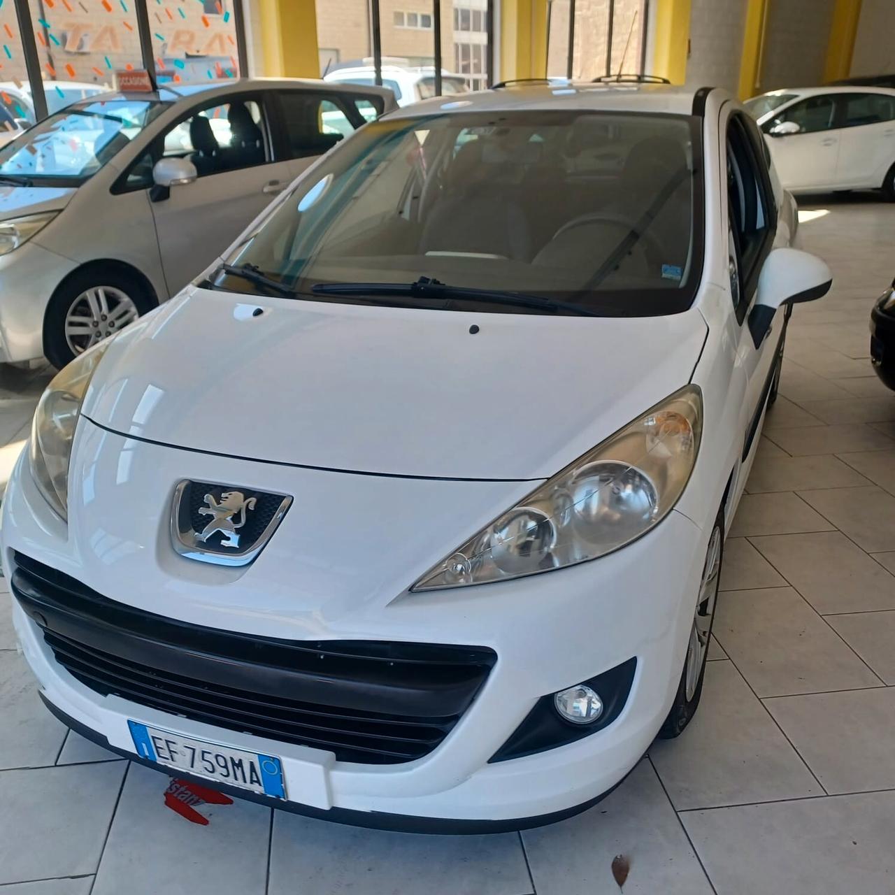 170188KM PEUGEOT 207 1.4 HDI NEOPATENTATI PERFETTA