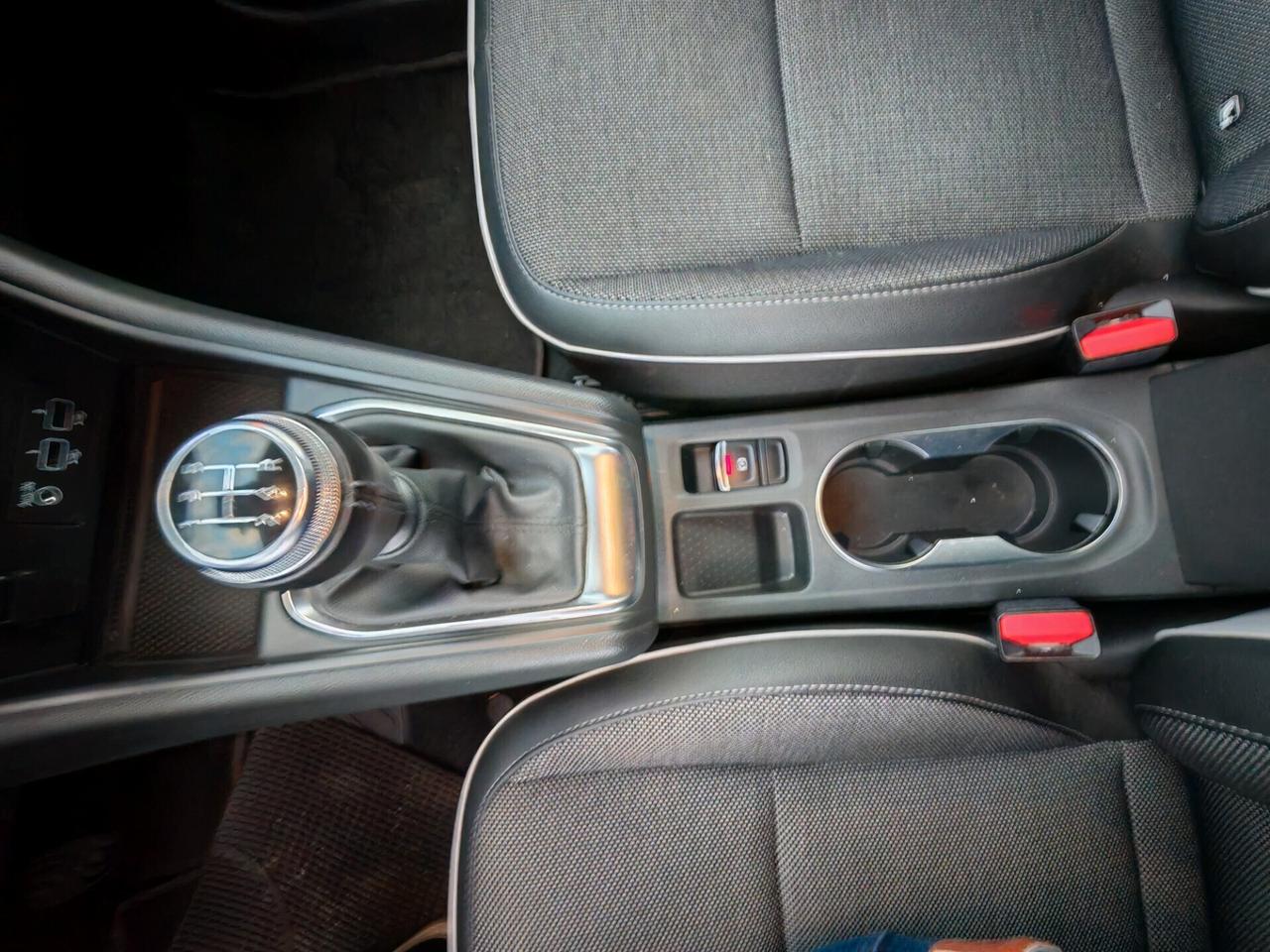 Renault Captur TCe 100 CV GPL Intens