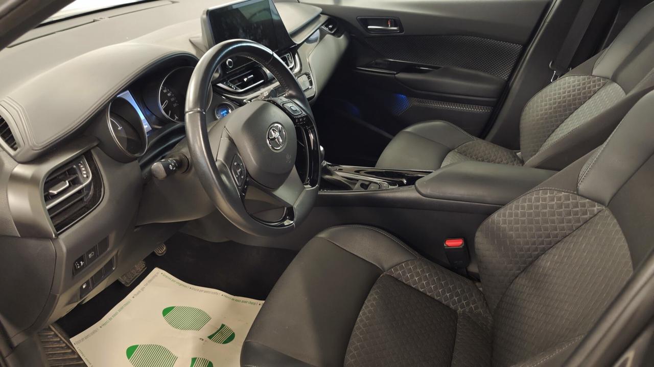 Toyota C-HR 1.8 Hybrid E-CVT Trend
