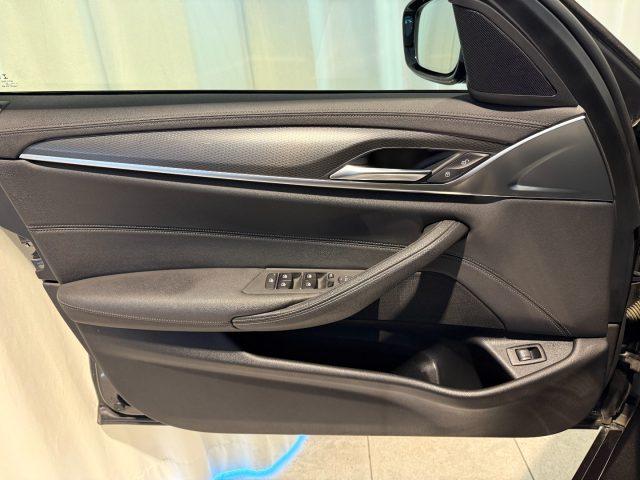 BMW 520 d Touring XDrive Msport LED PELLE 20" PANO Camera