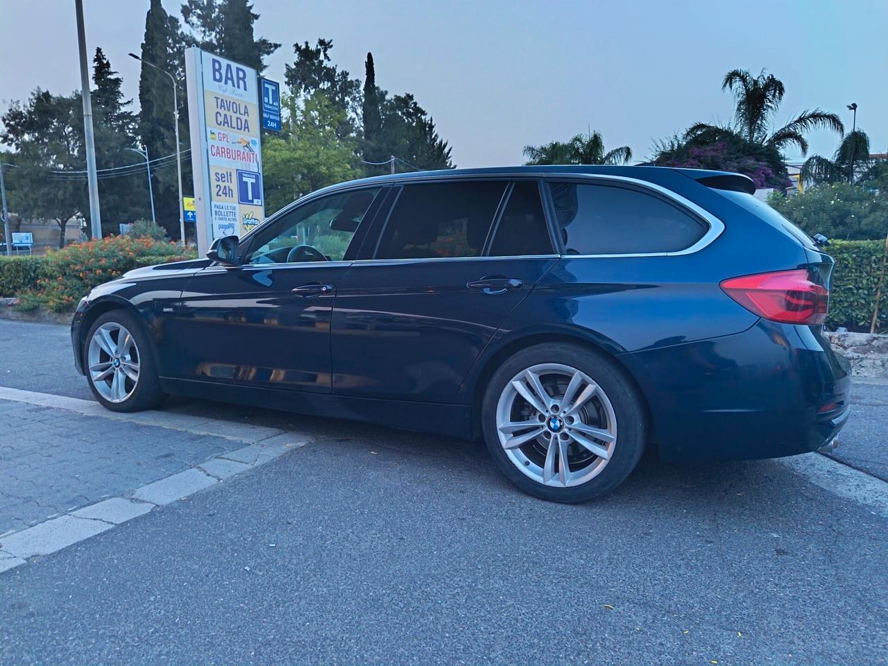 Bmw 320 320d Touring Luxury