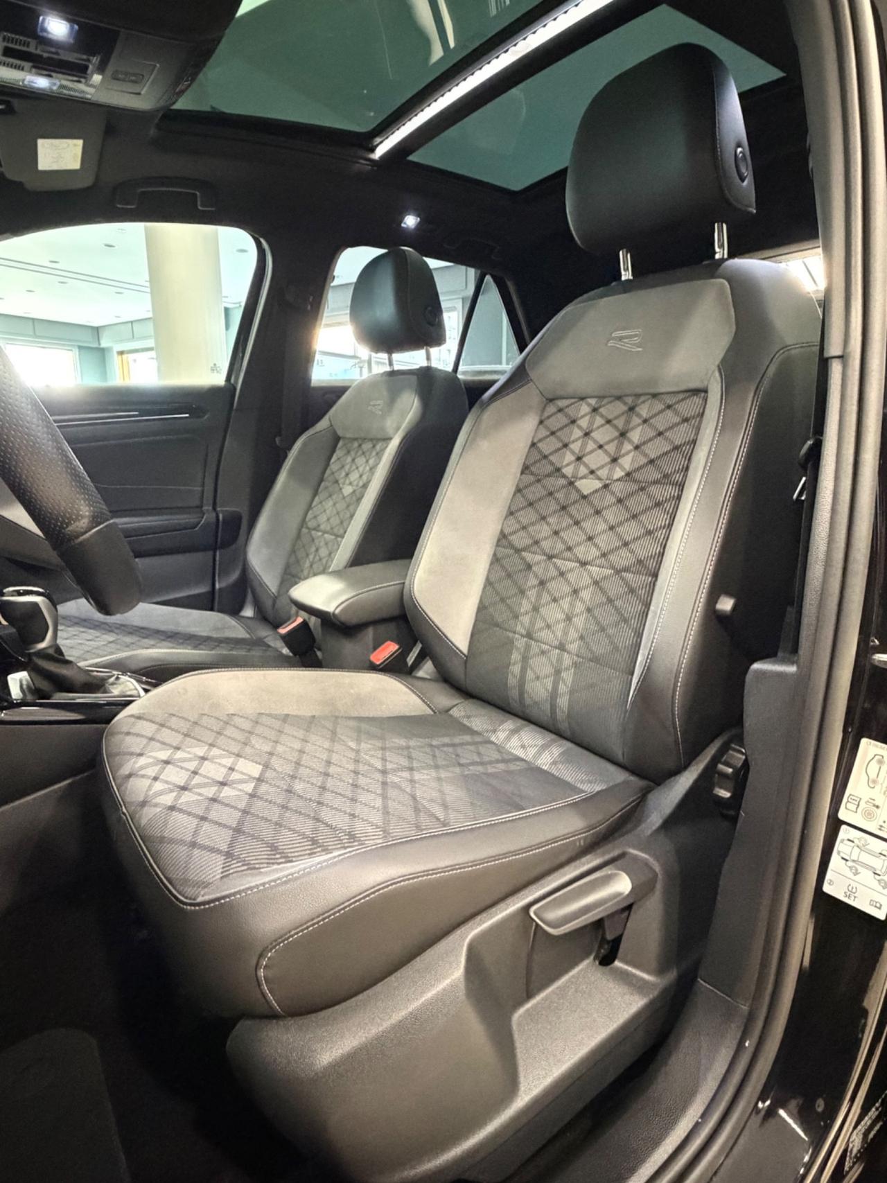Volkswagen T-Roc 1.5 TSI ACT DSG R-Line