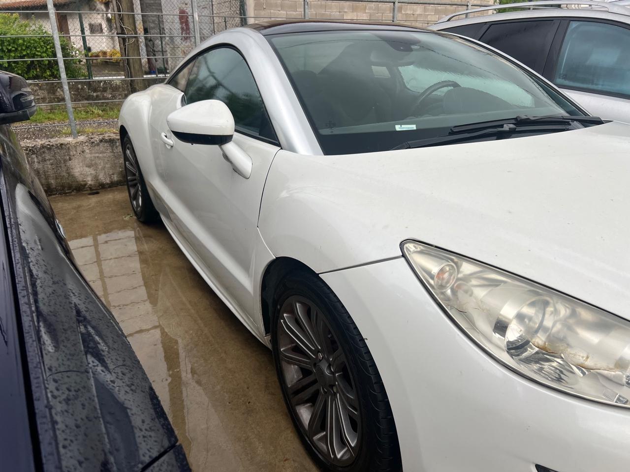 Peugeot RCZ 2.0 HDi 163CV motore rotto
