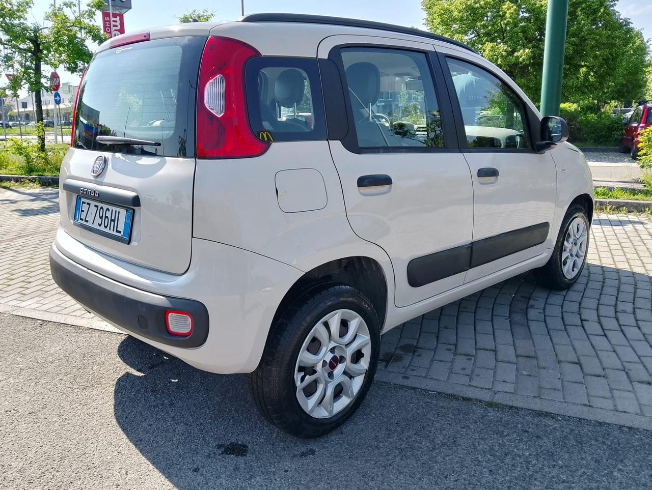 Fiat Panda 0.9 TwinAir Turbo Natural Power Lounge