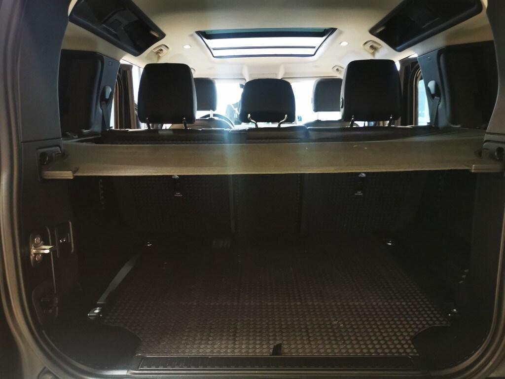 LAND ROVER Defender (2019) Defender 110 2.0 SD4...