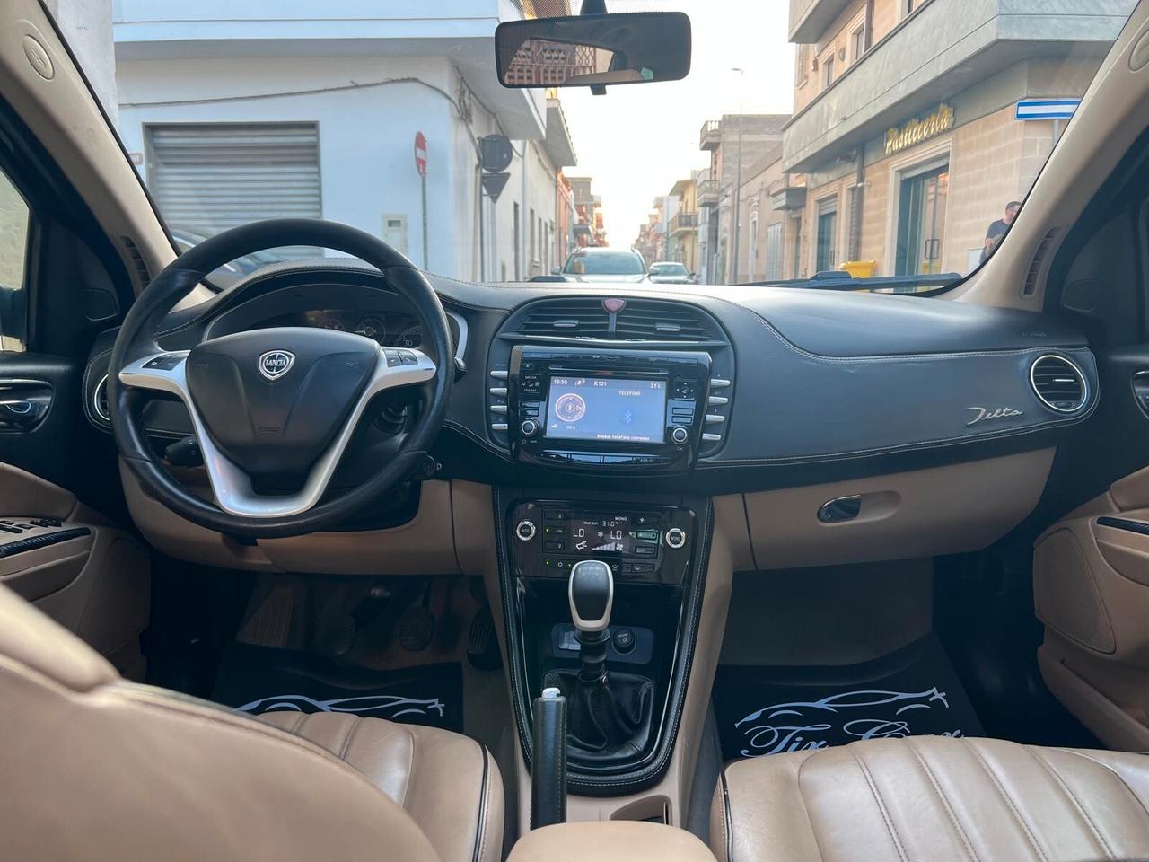 LANCIA DELTA PLATINO 1.9 MJT 8V 190CV TETTO PELLE CRUISE ANNO 2010