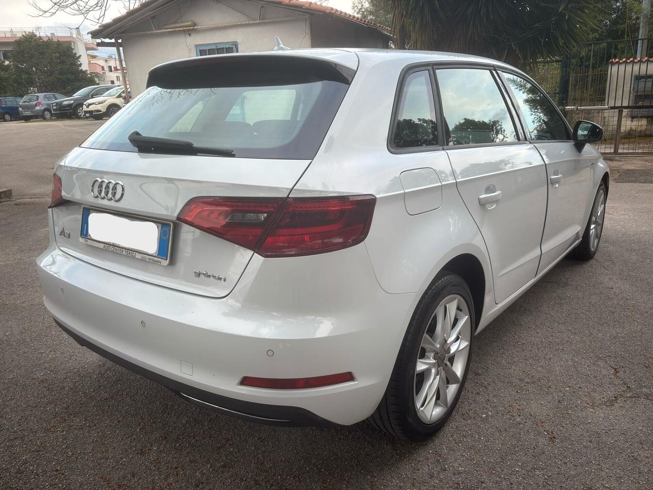 AUDI A3 SPORTBACK 1.4 G-TRON - 2015