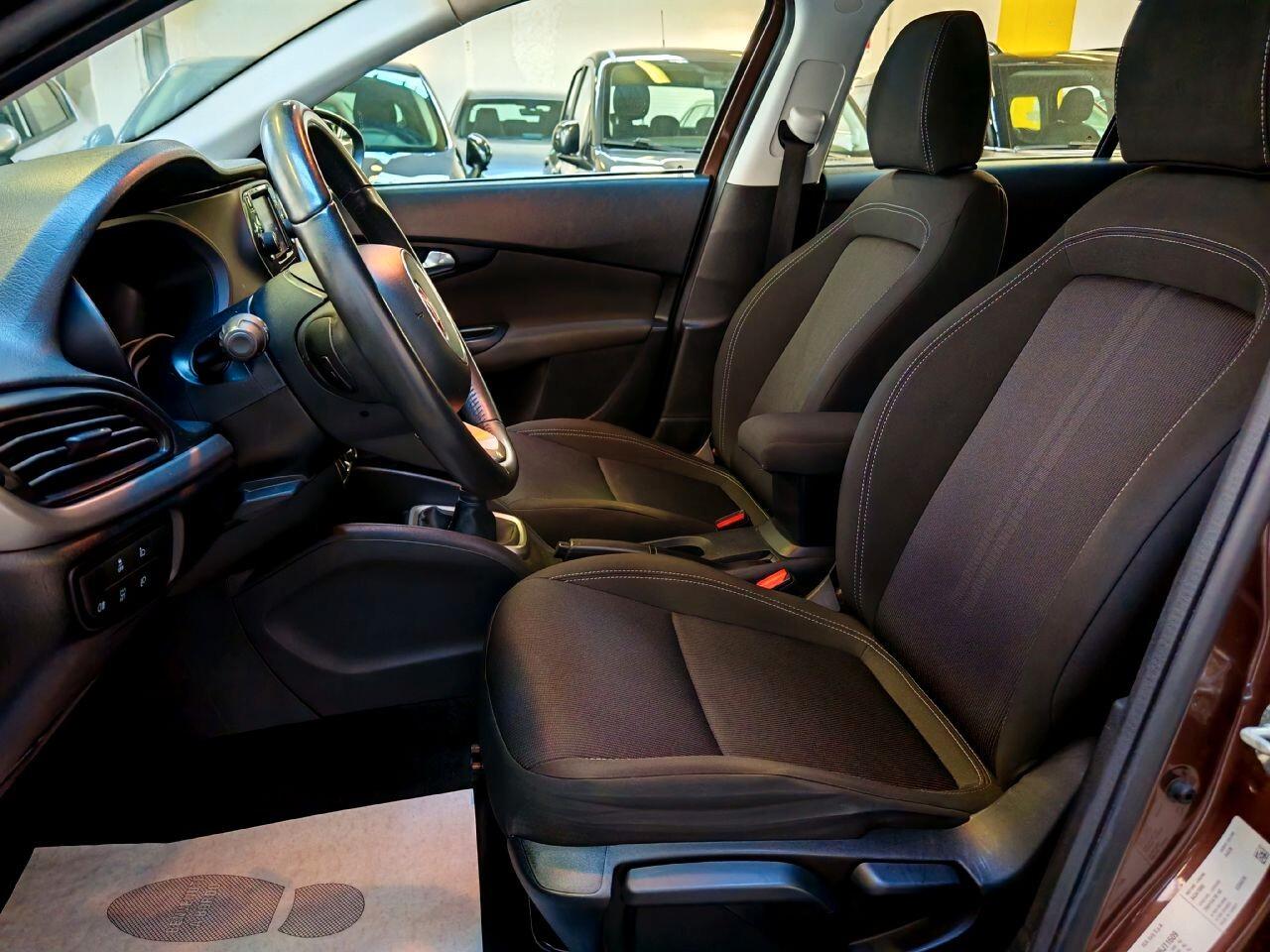Fiat Tipo 1.4 Lounge 5 Porte