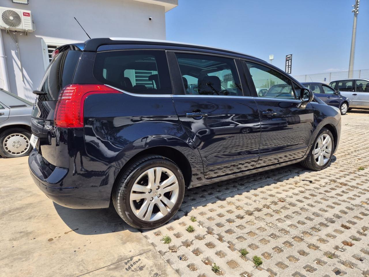 Peugeot 5008 1.6 HDi 110CV Premium
