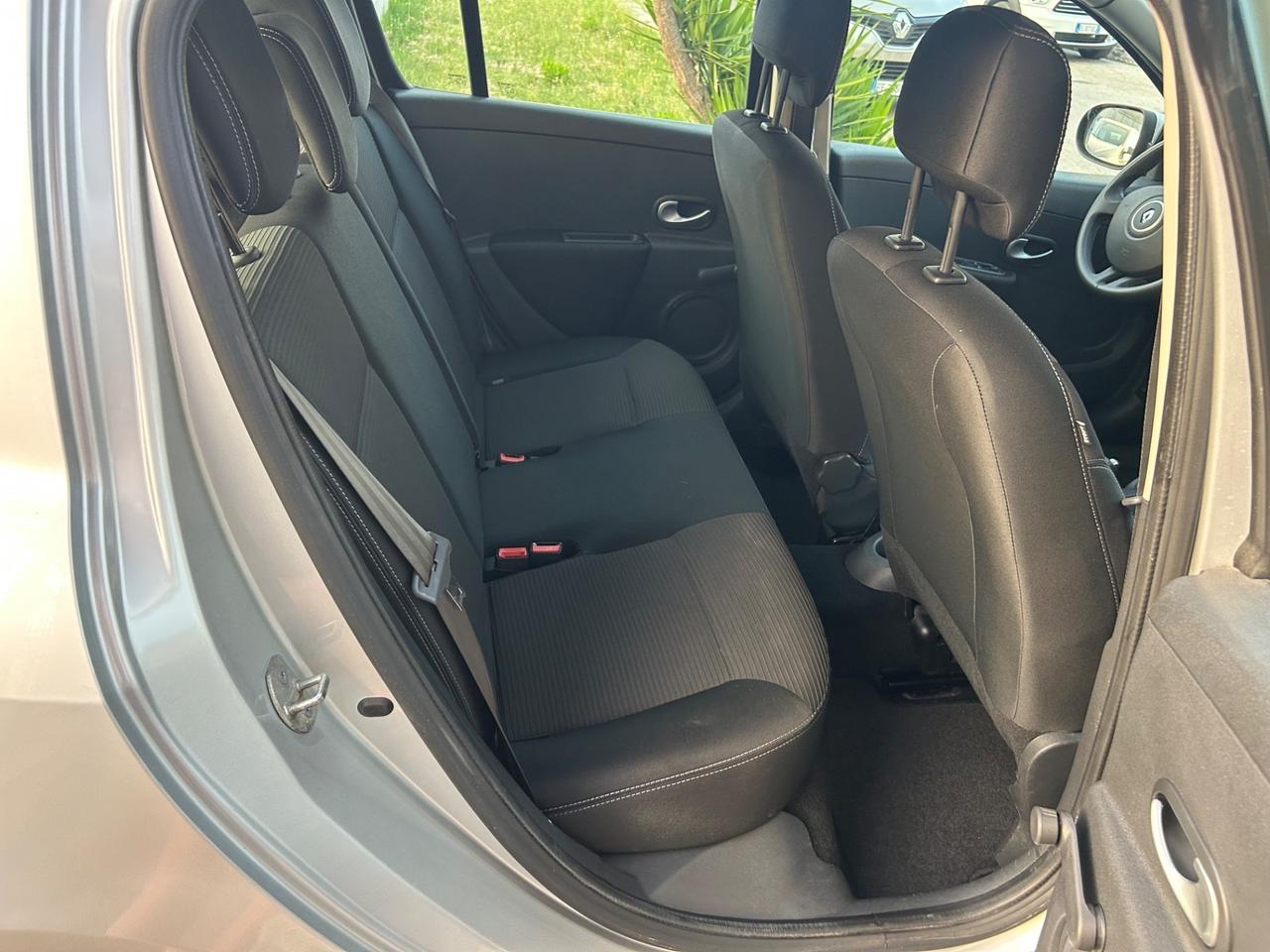 Renault Clio 1.5 dCi 75 cv 2012 navigatore