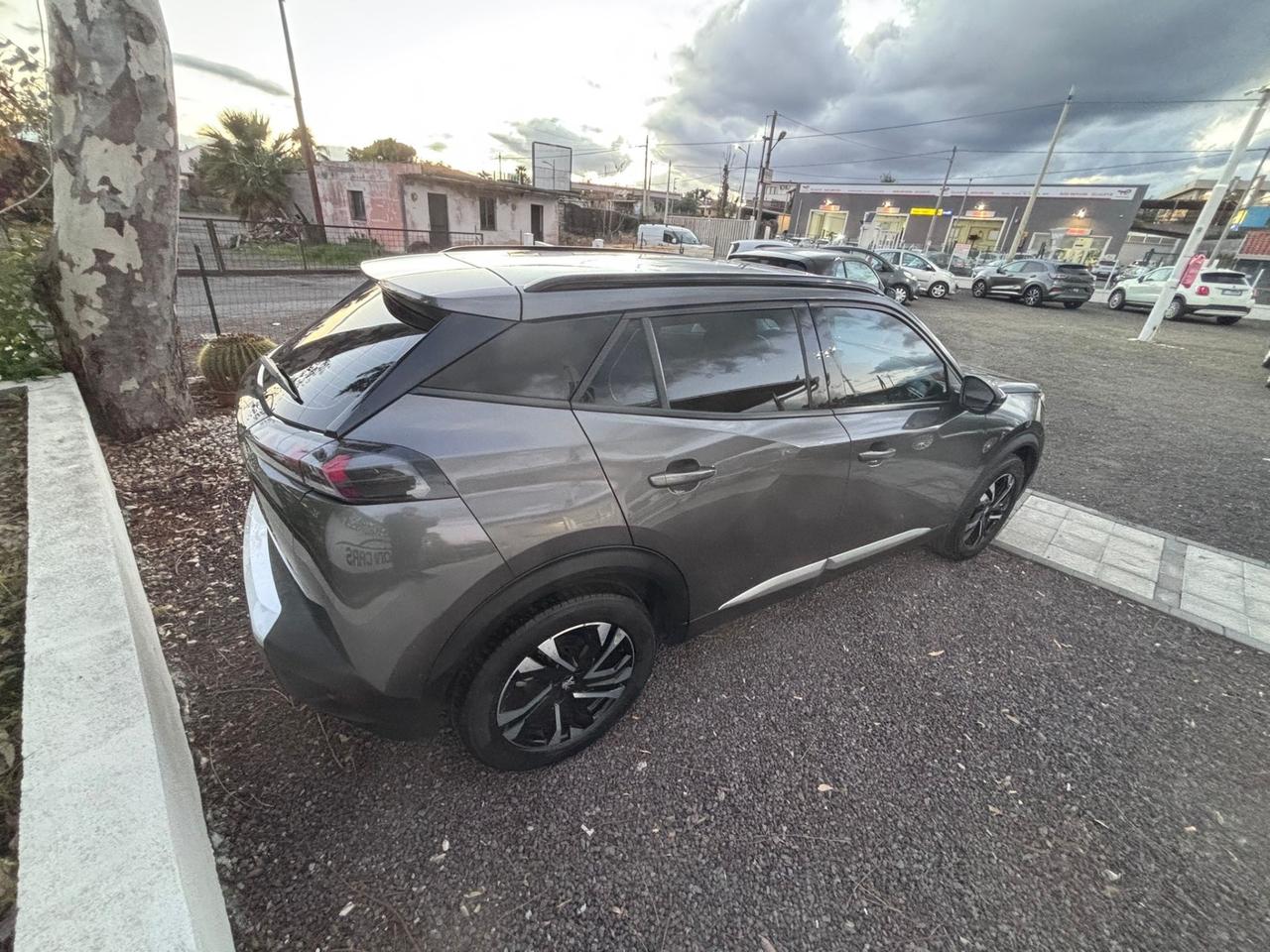 Peugeot 2008 BlueHDi 130 S&S EAT8 Allure