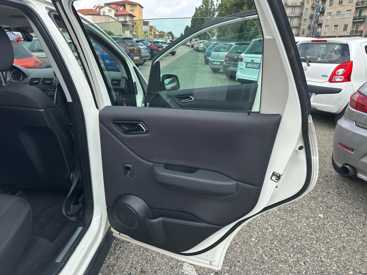 Mercedes-benz A 160 possibilità di gpl fino 2035 pochi km
