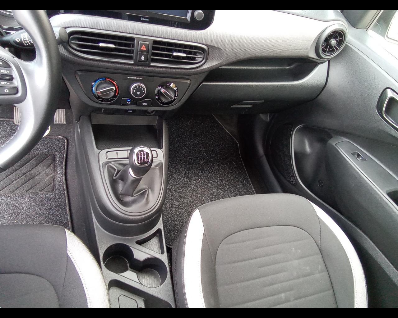 HYUNDAI i10 3ª serie - i10 1.0 MPI Tech