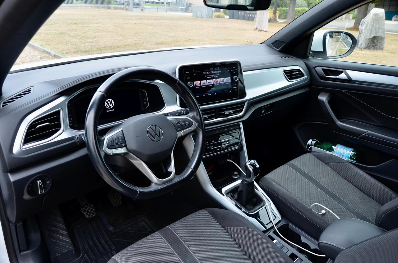 VOLKSWAGEN T-ROC 1.0 TSI STYLE 110cv, UNICOPROP, UFF ITALIANA, EURO 6D, FARI IQ LED, APPLE ANDROID, PERMUTE
