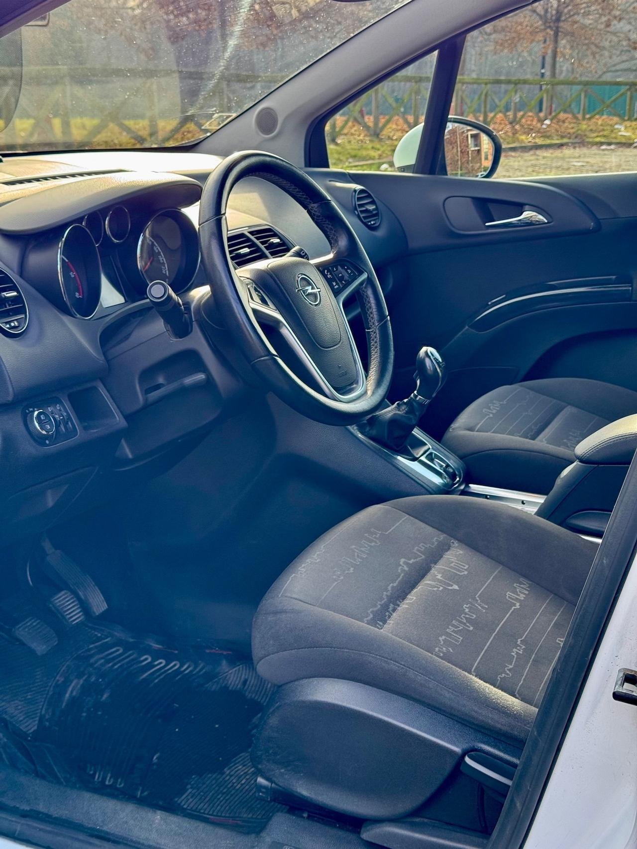 Opel Meriva 1.7 CDTI 110CV b-color Panoramic