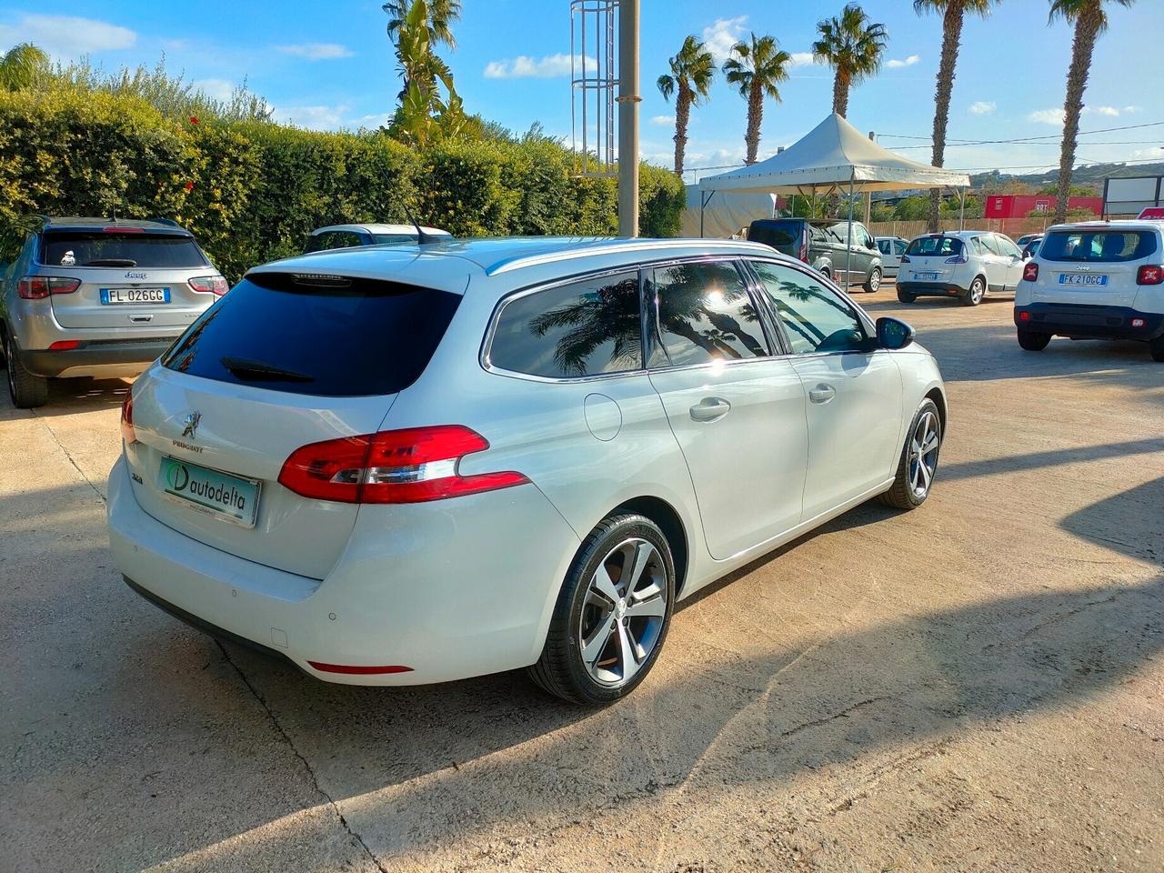 Peugeot 308 BlueHDi 120 S&S SW Allure