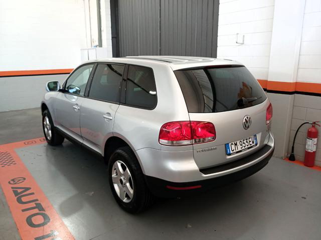 VOLKSWAGEN Touareg 2.5 R5 TDI